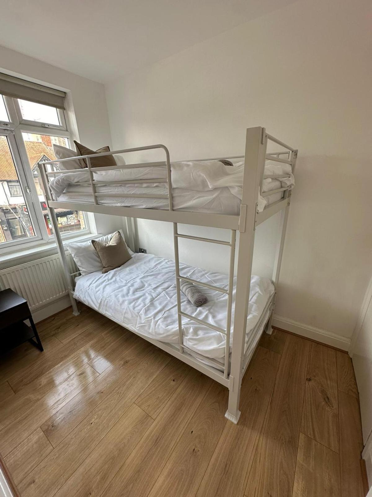Central & Cozy 3Br Apt - High Chair - Free Parking London Ngoại thất bức ảnh